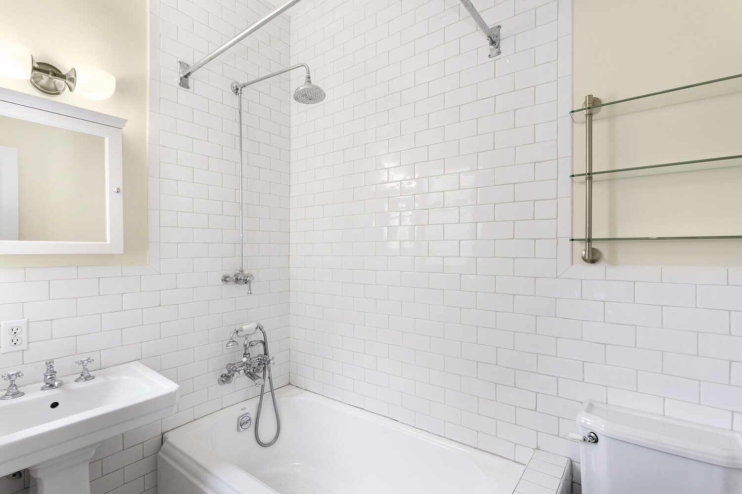 #7 photo, 50 E 72ND Street, マンハッタン Lenox Hill , NY 10021