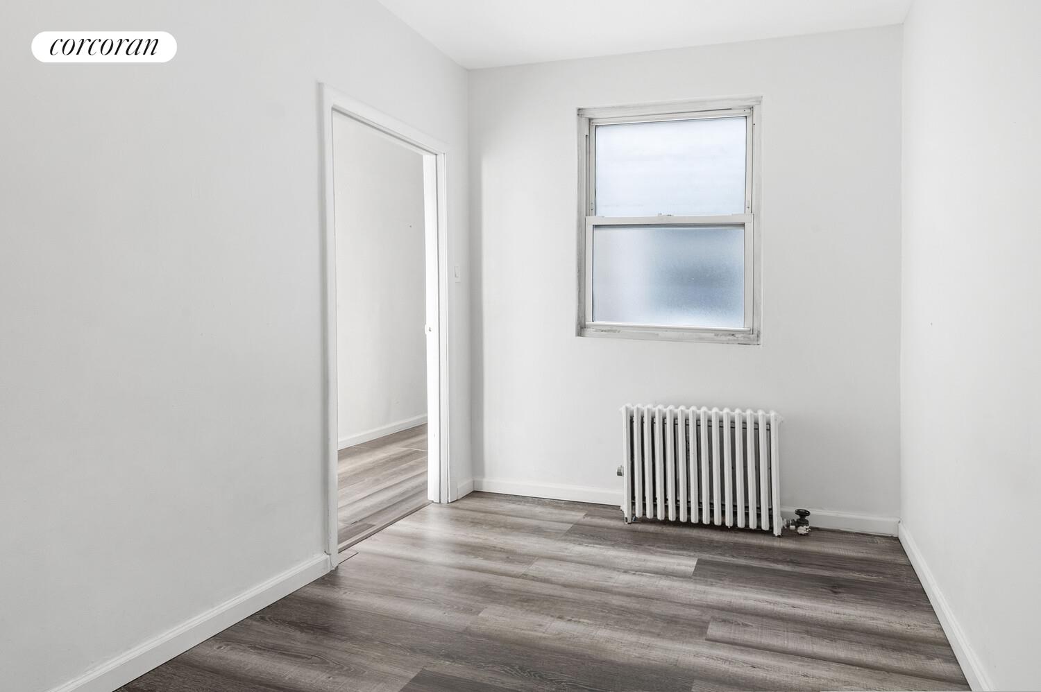 #4 photo, New York City, マンハッタン Hells Kitchen , NY 10019