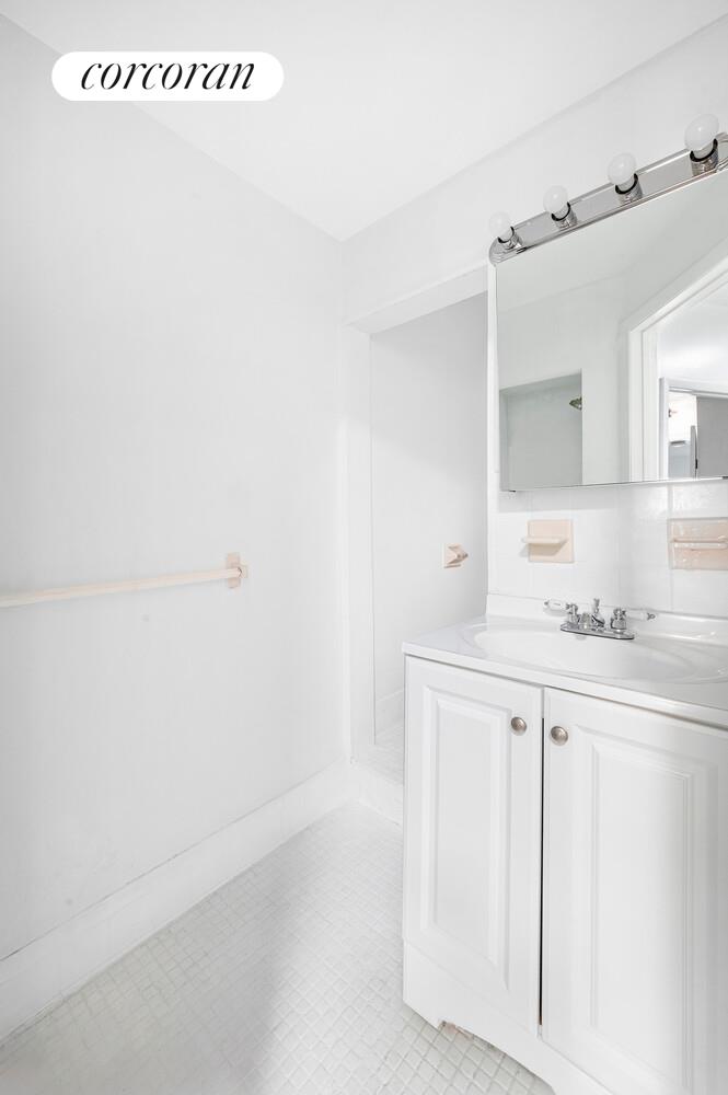 #7 photo, New York City, マンハッタン Hells Kitchen , NY 10019