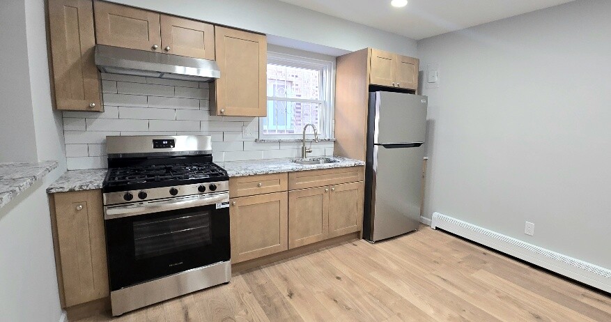 #2 photo, Maspeth, クイーンズ区 Maspeth , NY 11377