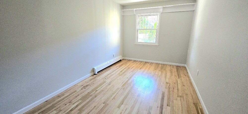 #5 photo, Maspeth, クイーンズ区 Maspeth , NY 11377