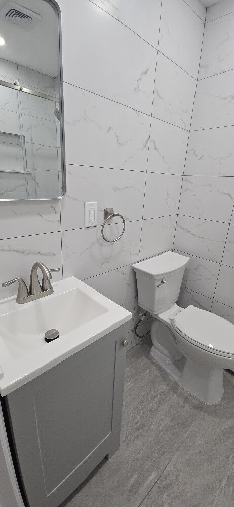 #9 photo, Maspeth, クイーンズ区 Maspeth , NY 11377