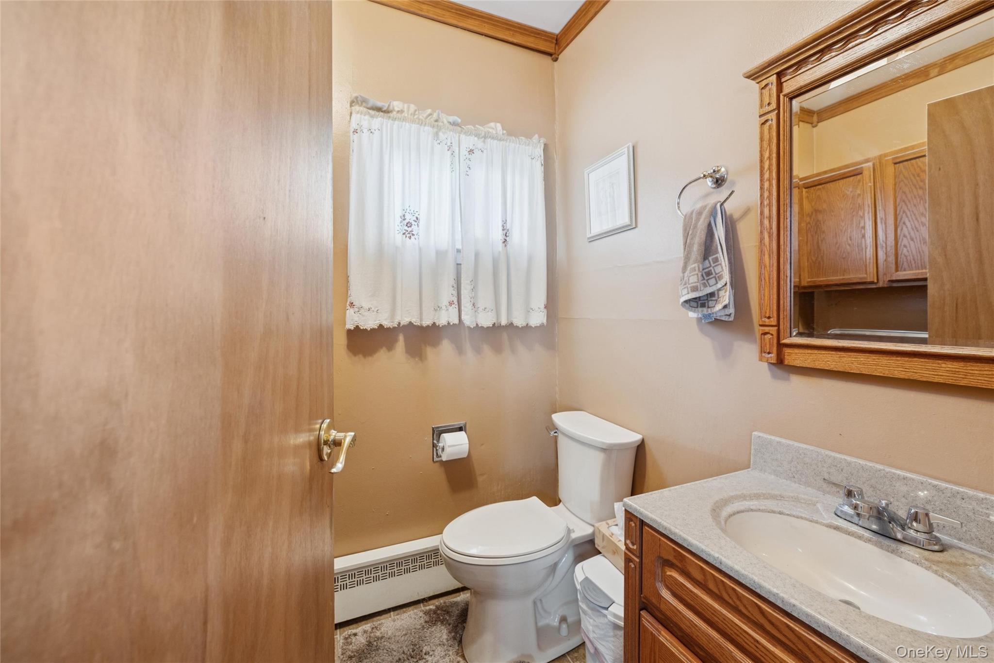 #13 photo, 19 Broadway Avenue, サフォーク郡 Holtsville , NY 11742