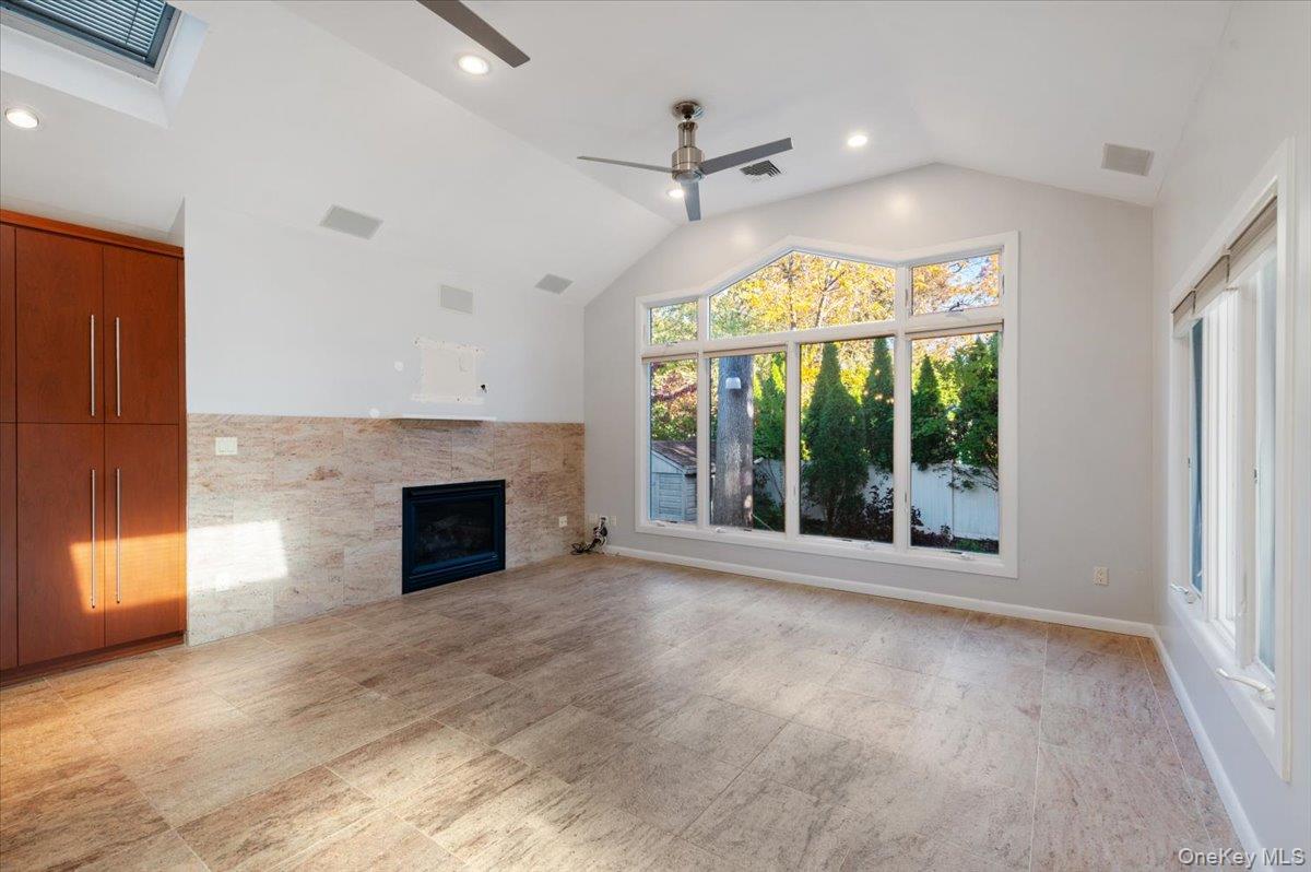 #19 photo, 25 Belmont Drive, Roslyn Heights , NY 11577