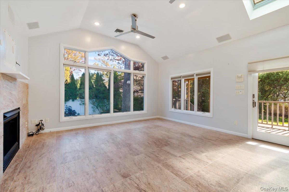 #20 photo, 25 Belmont Drive, Roslyn Heights , NY 11577