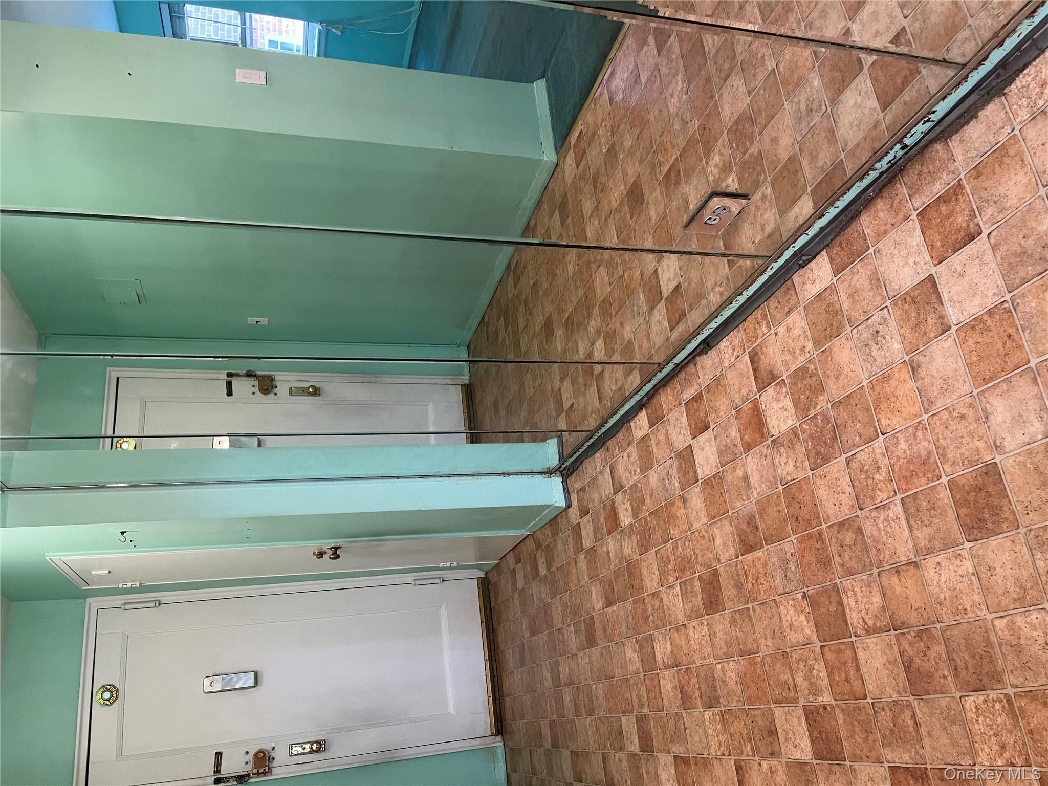 #5 photo, 66-10 149th Street, Flushing , NY 11367