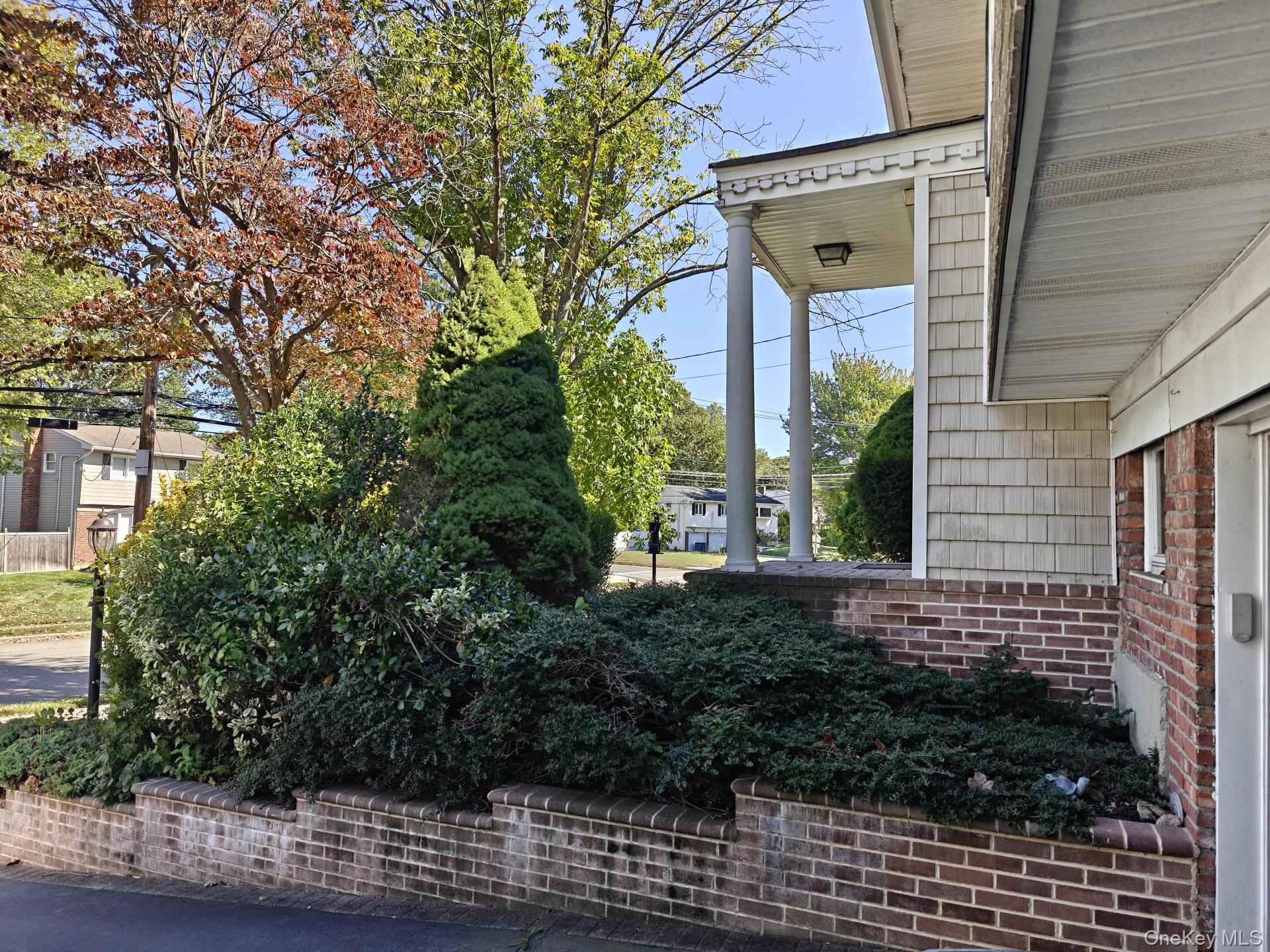 #3 photo, 160 Atlantic Place, サフォーク郡 Hauppauge , NY 11788