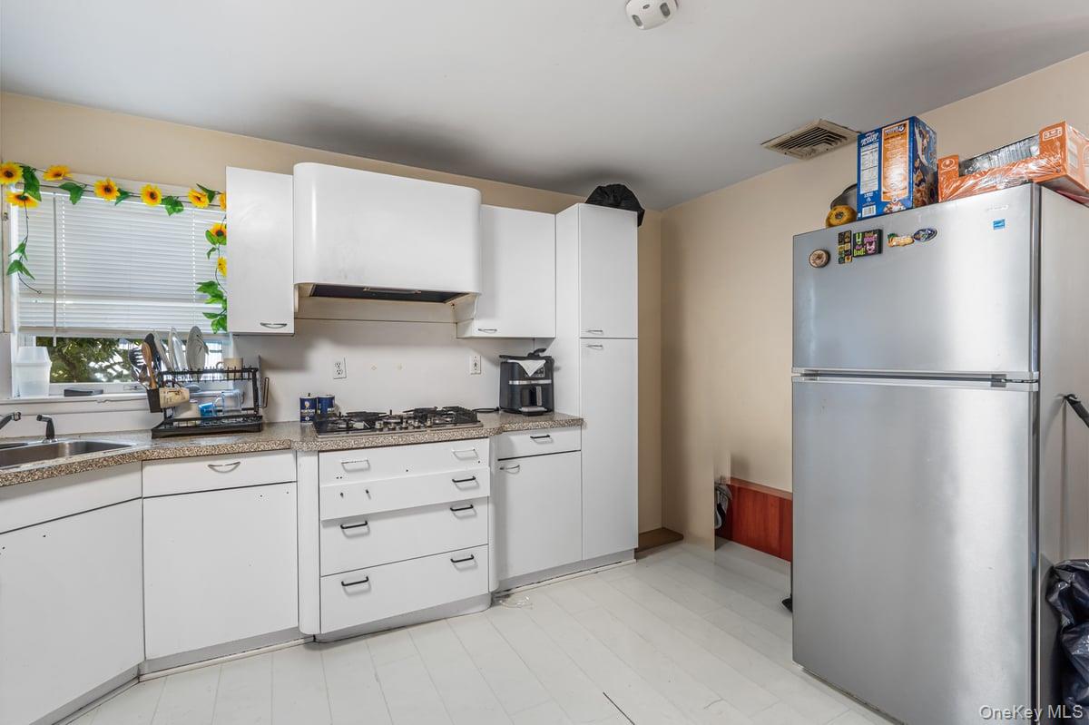 #12 photo, 47 Jackson Avenue, ナッソー郡 Mineola , NY 11501