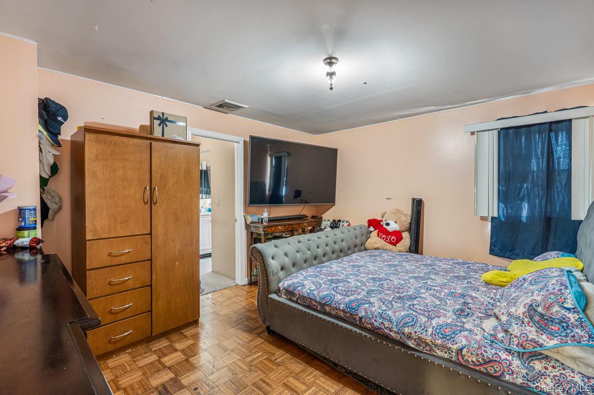 #16 photo, 47 Jackson Avenue, ナッソー郡 Mineola , NY 11501