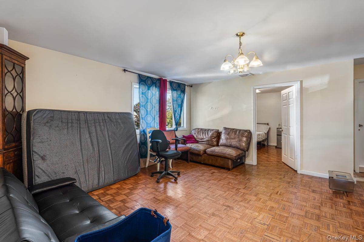 #6 photo, 47 Jackson Avenue, ナッソー郡 Mineola , NY 11501