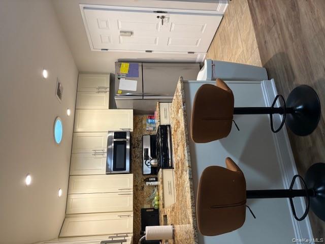 #3 photo, 14 Ludlam Avenue, Bayville , NY 11709