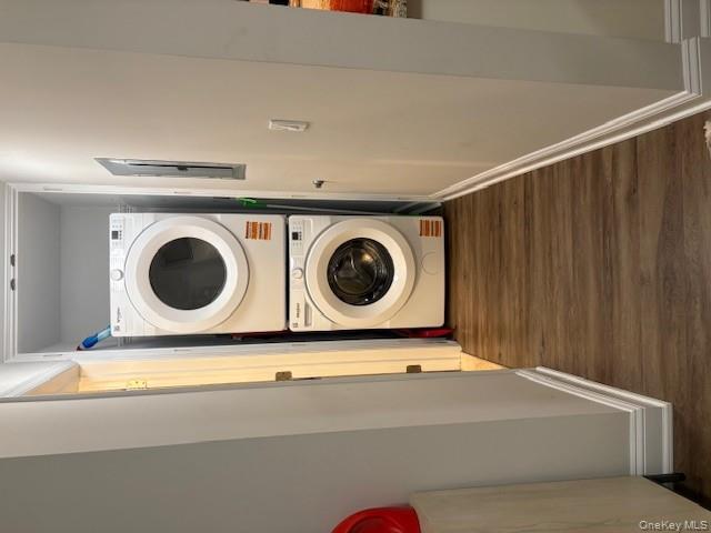 #7 photo, 14 Ludlam Avenue, Bayville , NY 11709