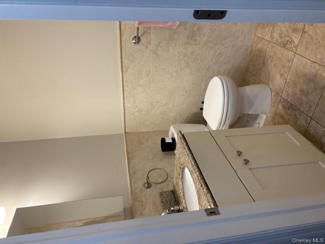 #8 photo, 14 Ludlam Avenue, Bayville , NY 11709