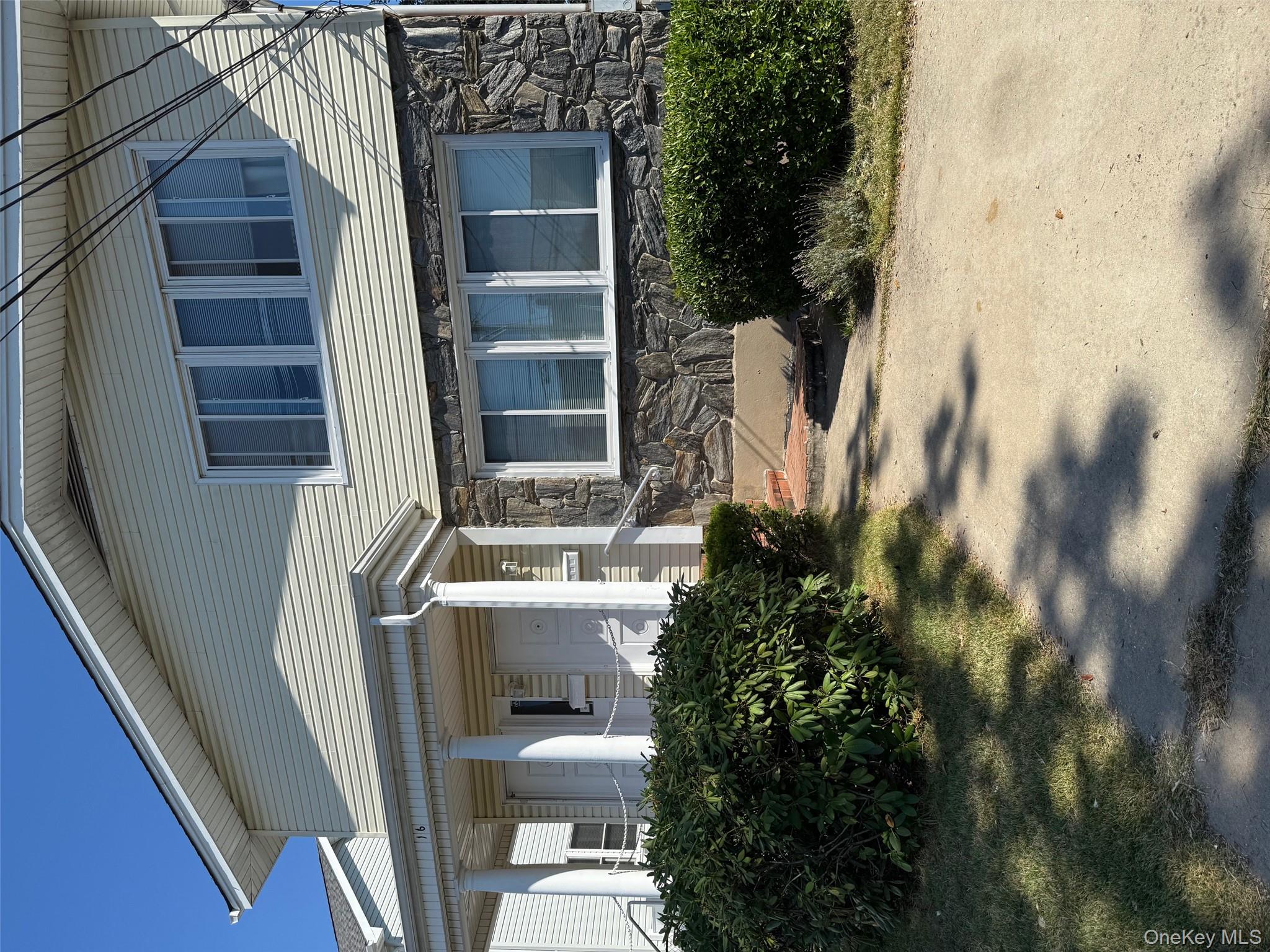 #1 photo, 16 Firwood Road, ナッソー郡 Port Washington , NY 11050