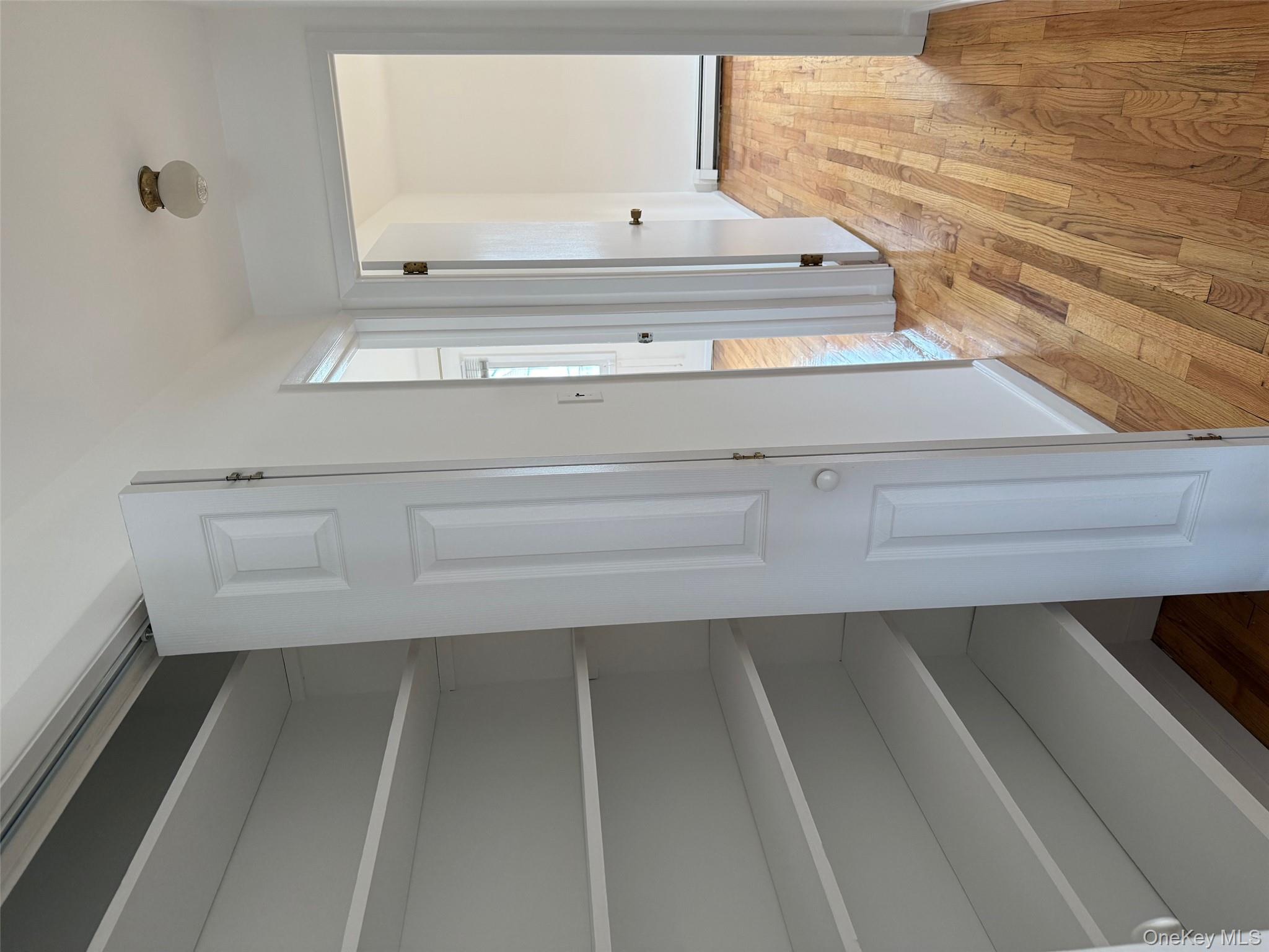 #10 photo, 16 Firwood Road, ナッソー郡 Port Washington , NY 11050