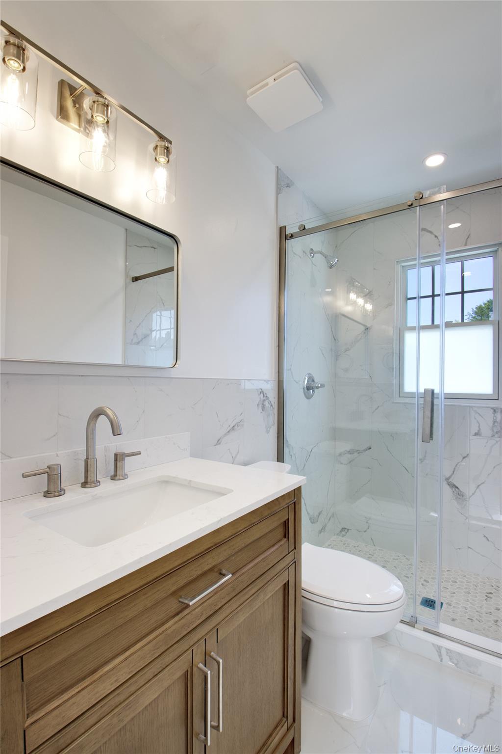 #17 photo, 46 Linwood Road, ナッソー郡 Port Washington , NY 11050