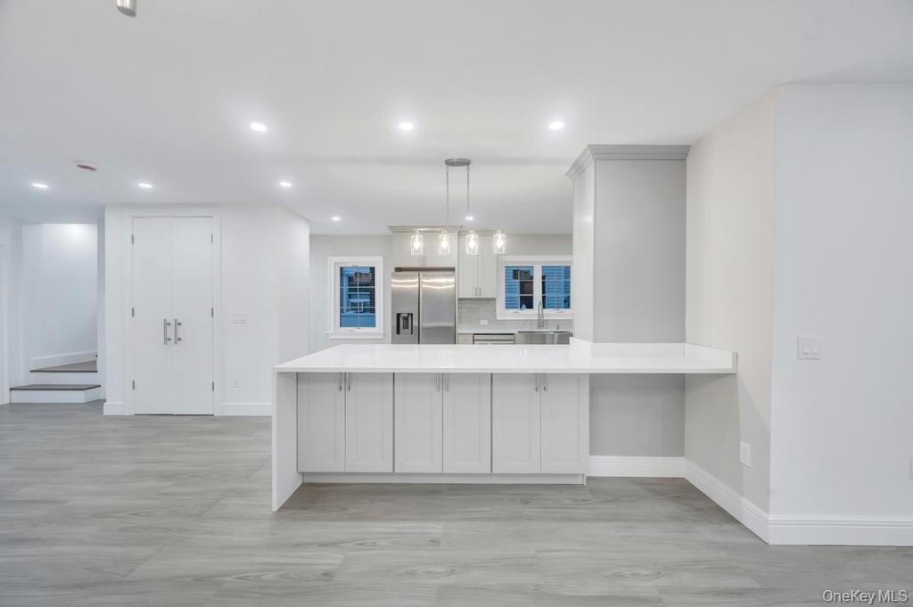 #15 photo, 99 N Corona Avenue, ナッソー郡 Valley Stream , NY 11580