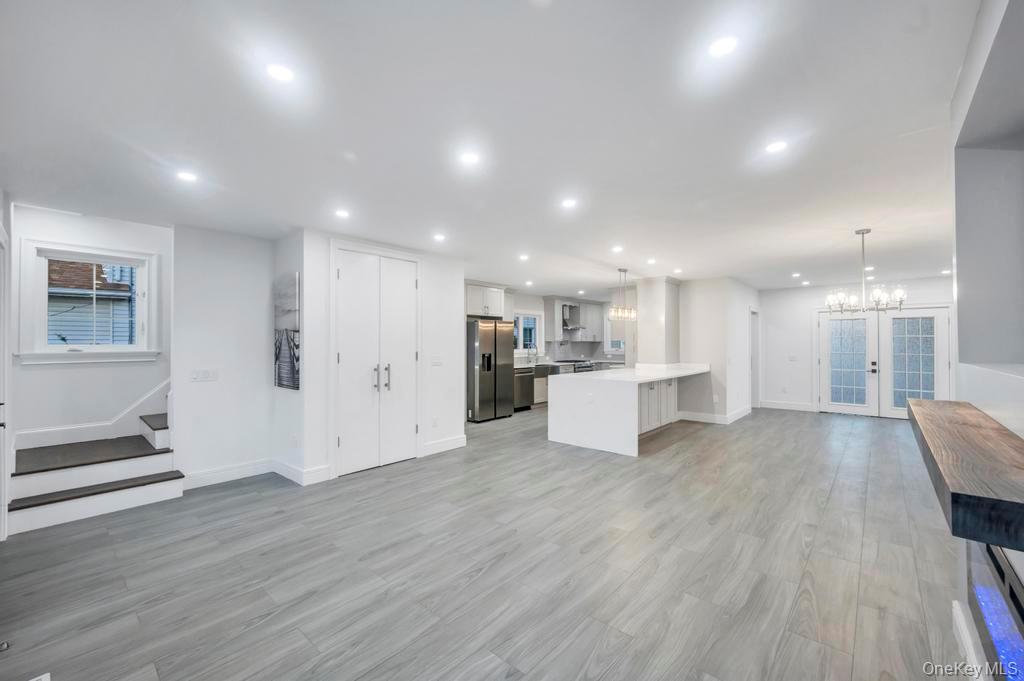 #6 photo, 99 N Corona Avenue, ナッソー郡 Valley Stream , NY 11580