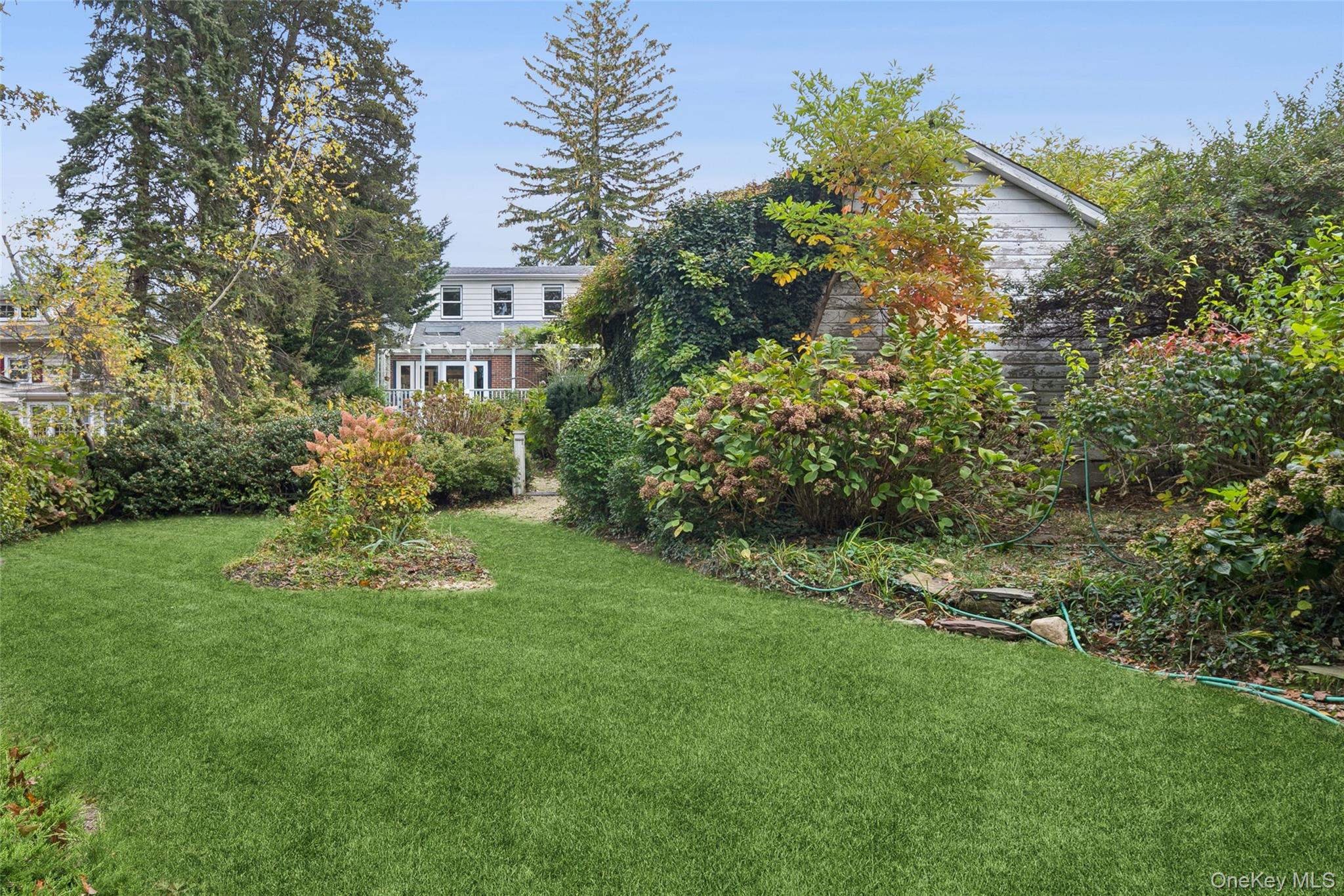 #20 photo, 105 Soundview Road, Huntington , NY 11743