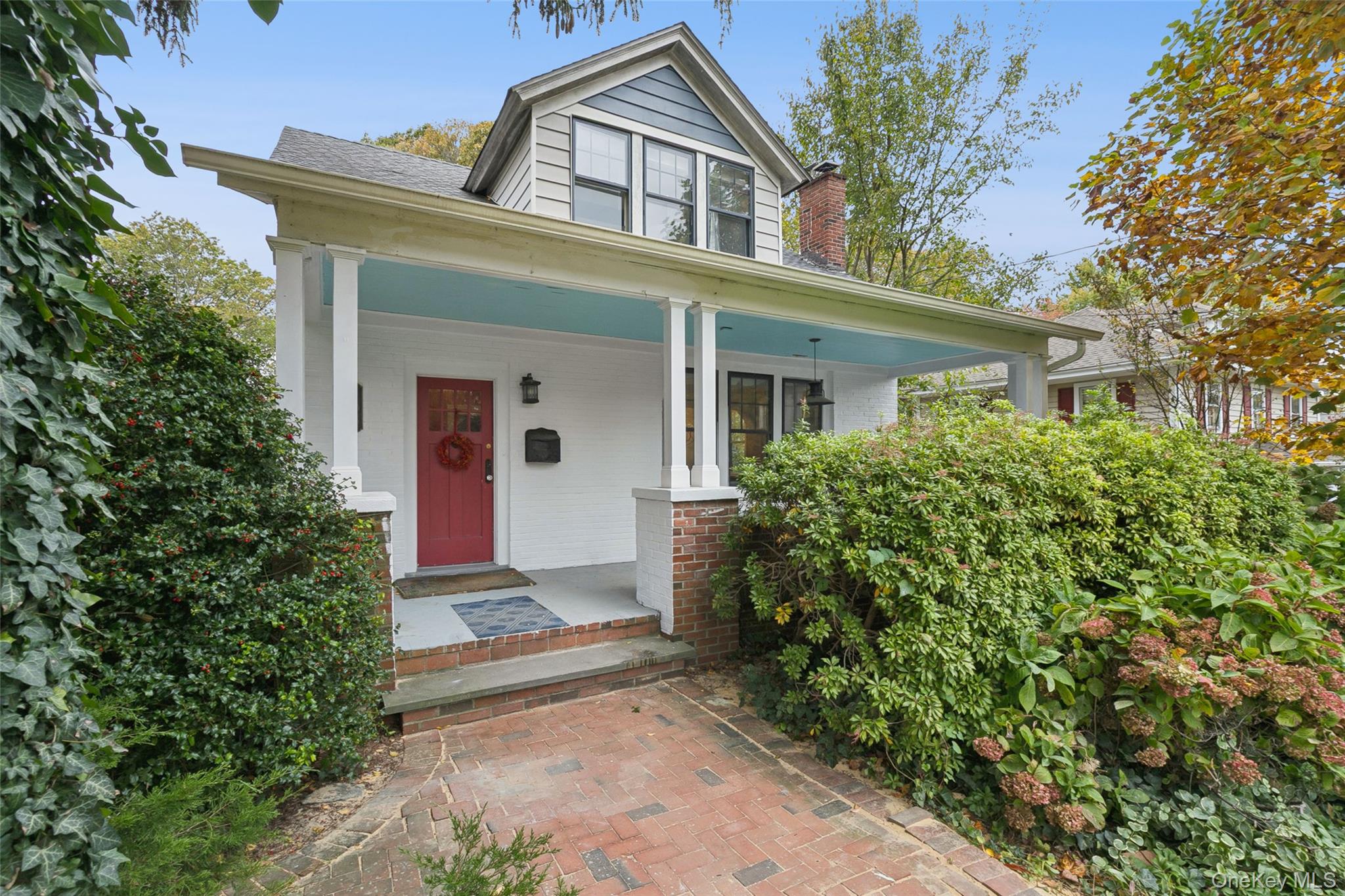 #4 photo, 105 Soundview Road, Huntington , NY 11743