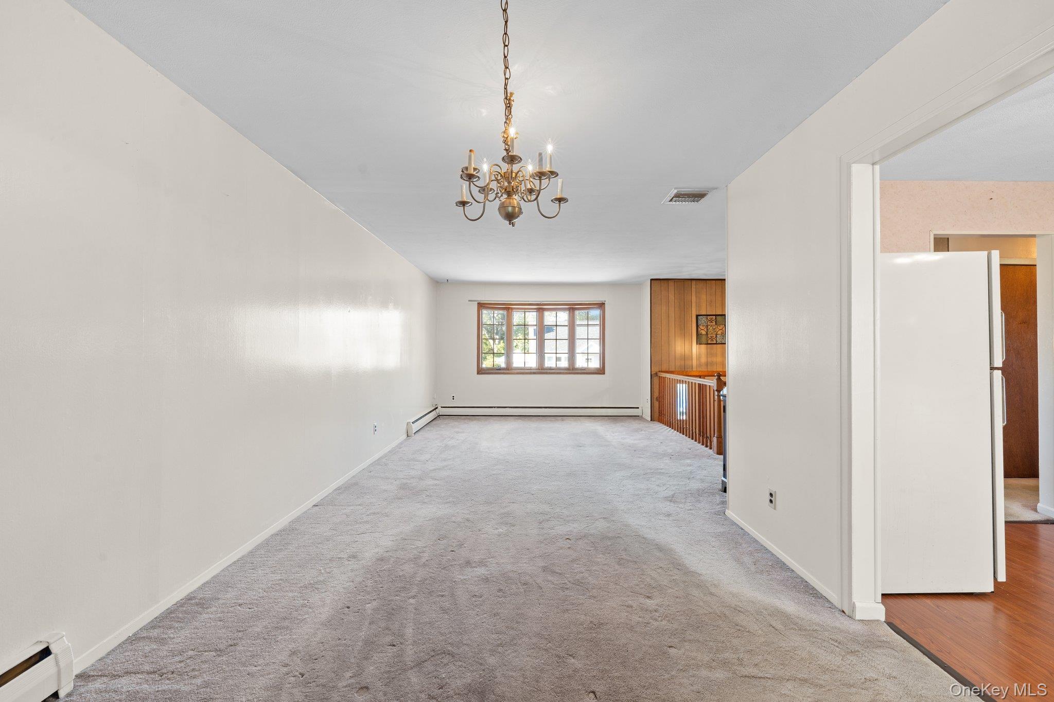 #9 photo, 444 S 6th Street, サフォーク郡 Lindenhurst , NY 11757