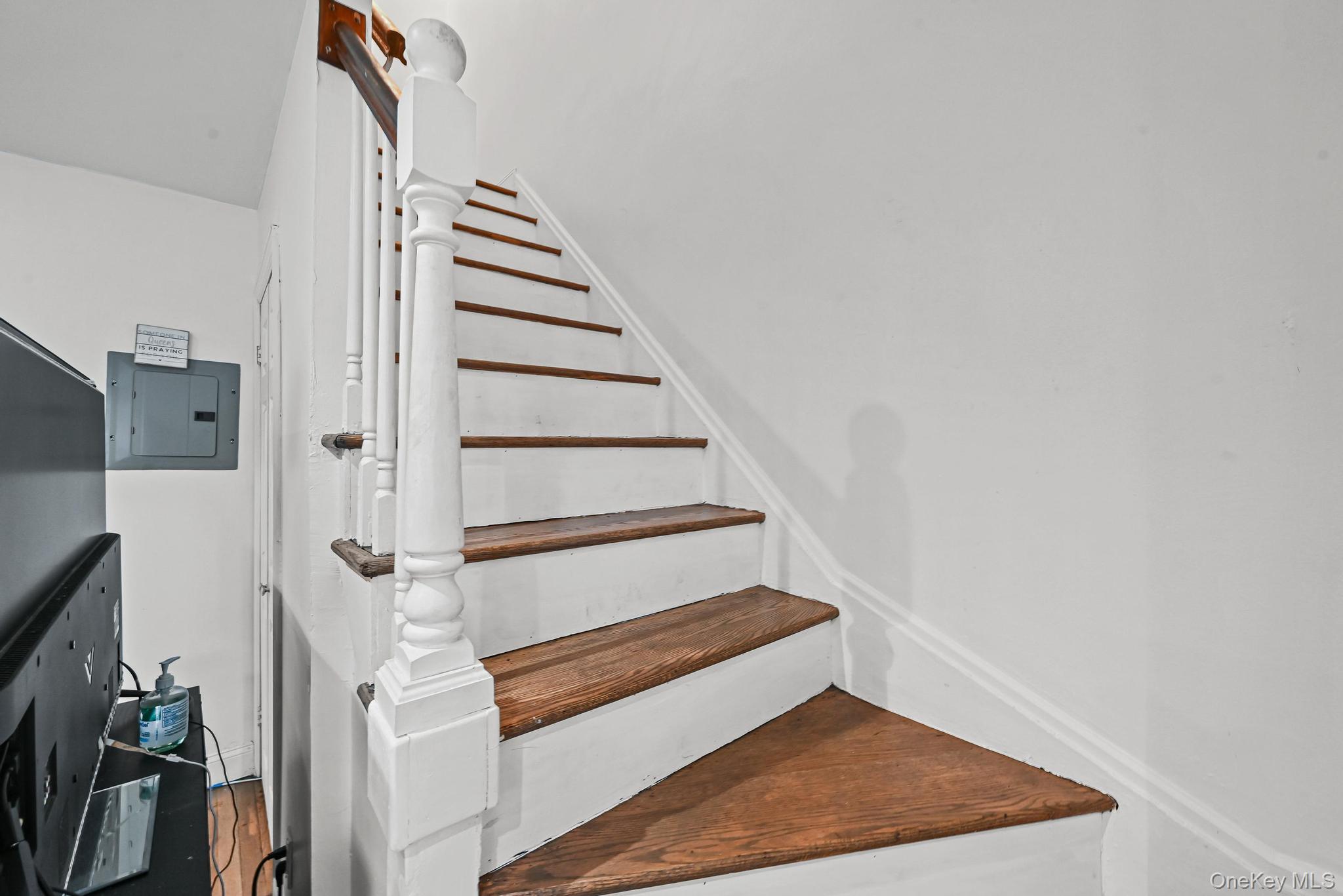 #8 photo, 67-09 218th Street, クイーンズ区 Oakland Gardens , NY 11364