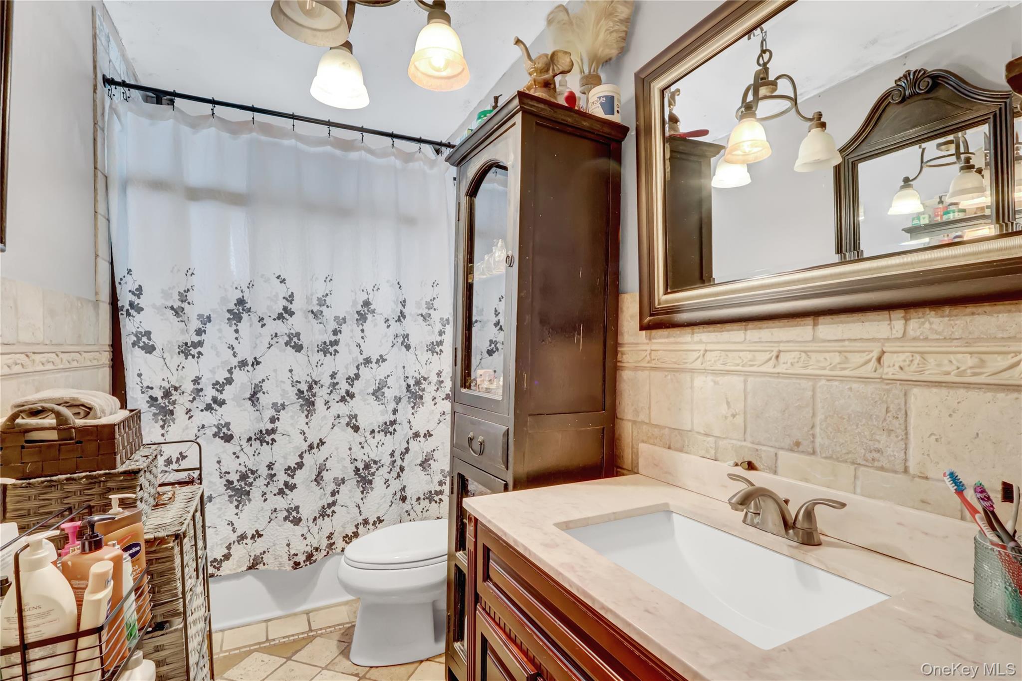 #11 photo, 2573 Harvard Lane, ナッソー郡 Seaford , NY 11783