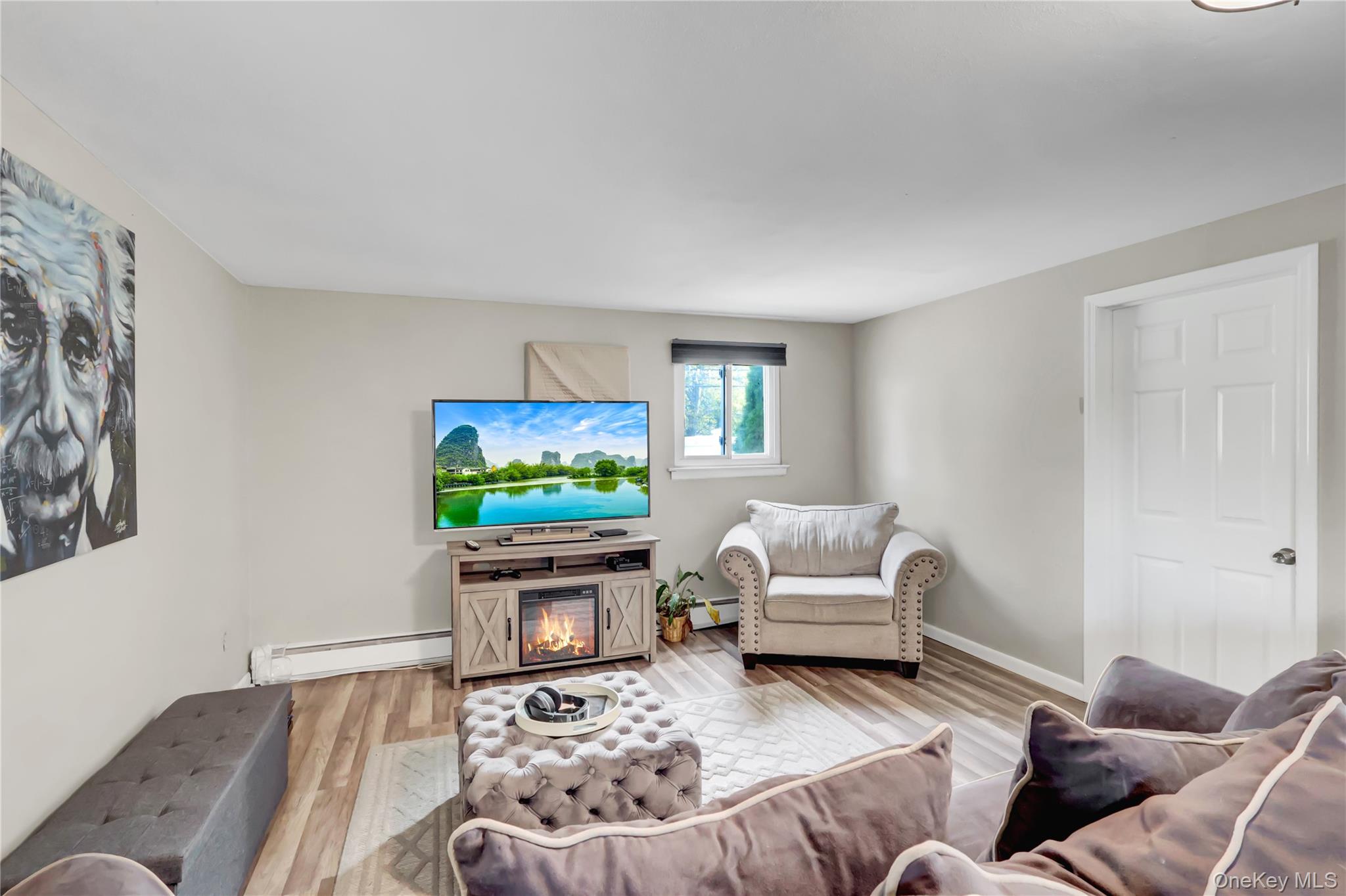 #4 photo, 2573 Harvard Lane, ナッソー郡 Seaford , NY 11783