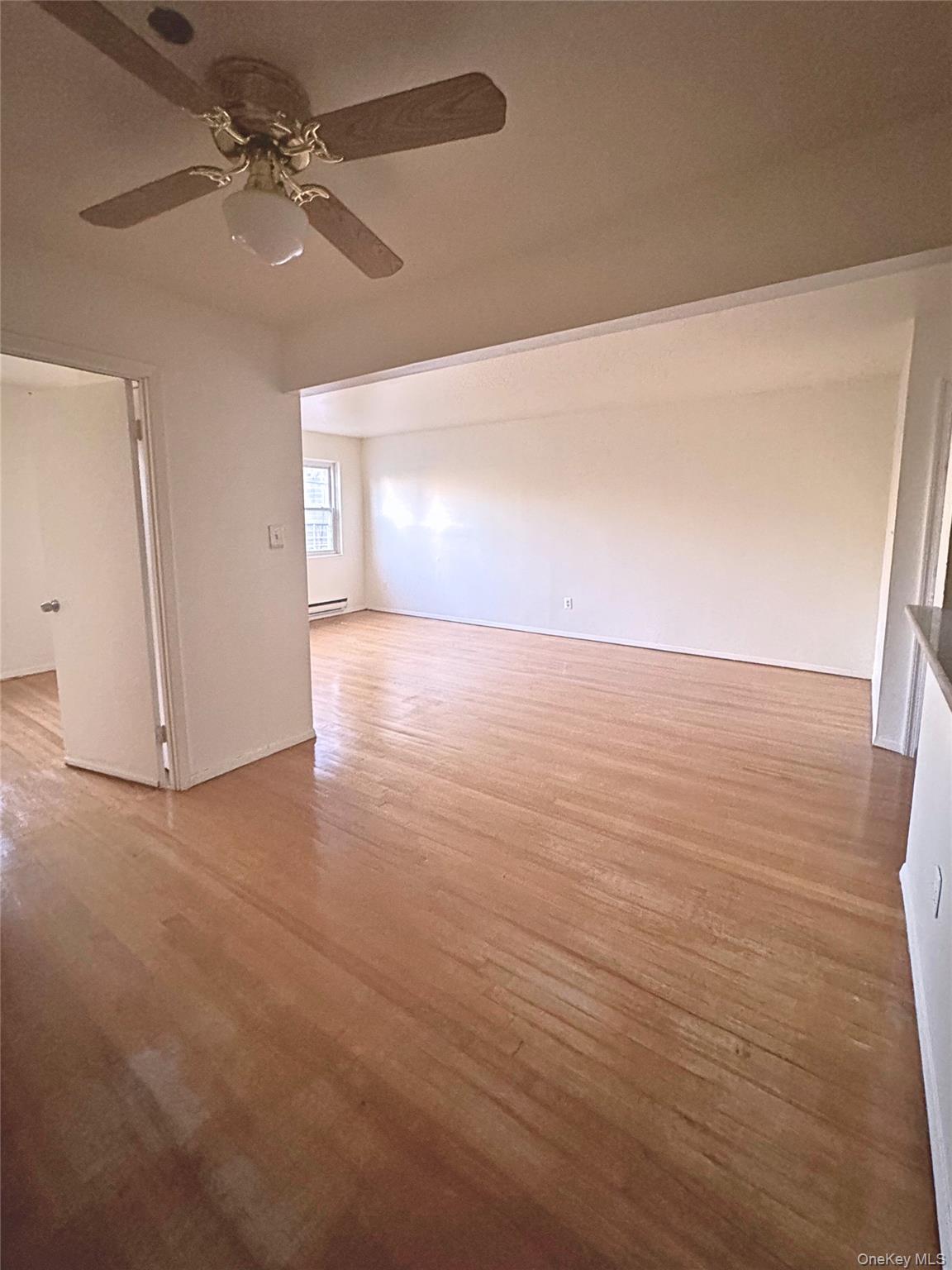 #13 photo, 210-24 23rd Avenue, クイーンズ区 Bayside , NY 11360