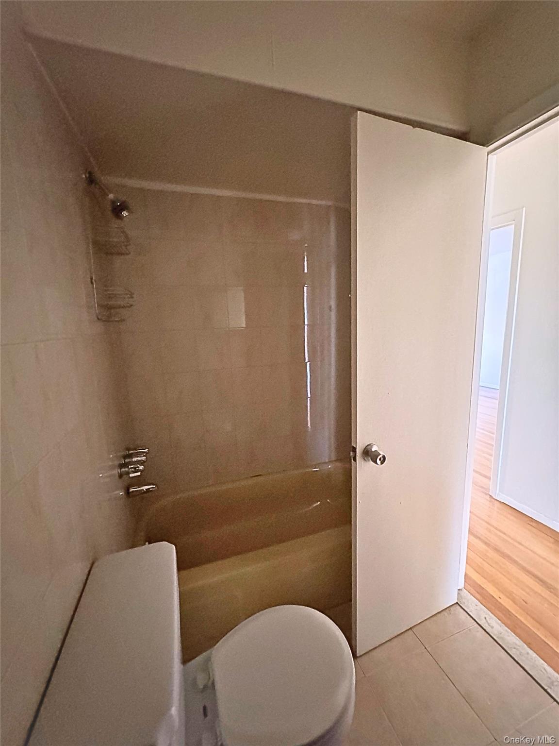 #19 photo, 210-24 23rd Avenue, クイーンズ区 Bayside , NY 11360