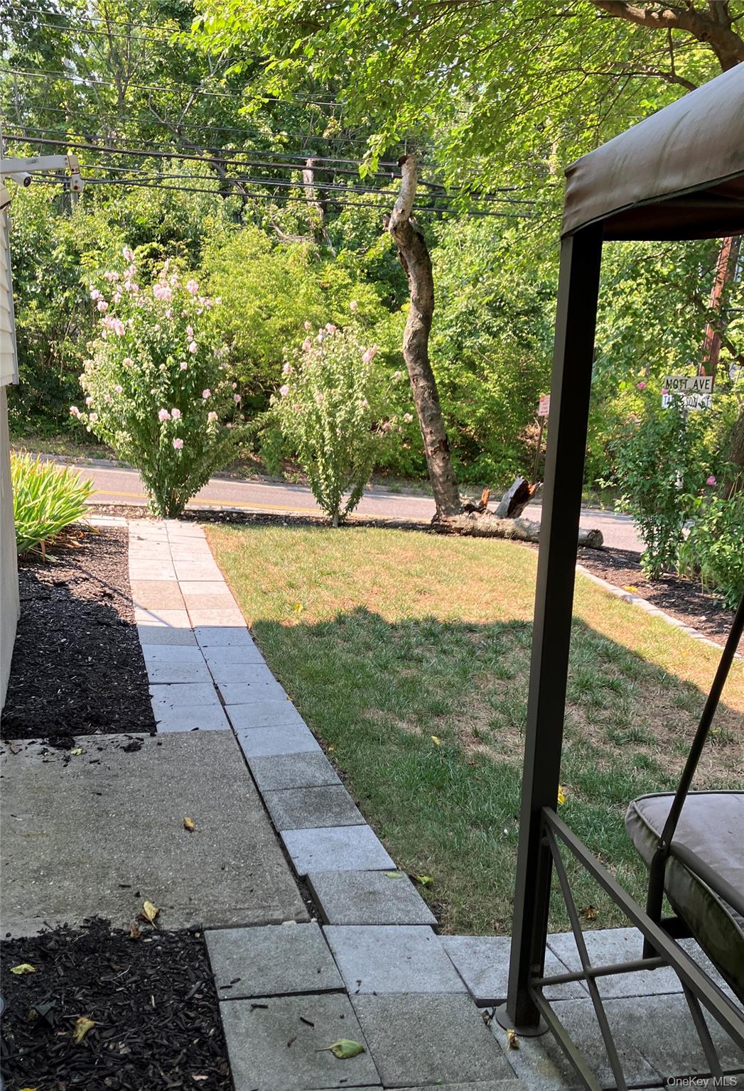 #13 photo, 19 Tatterson Street, ナッソー郡 Roslyn , NY 11576