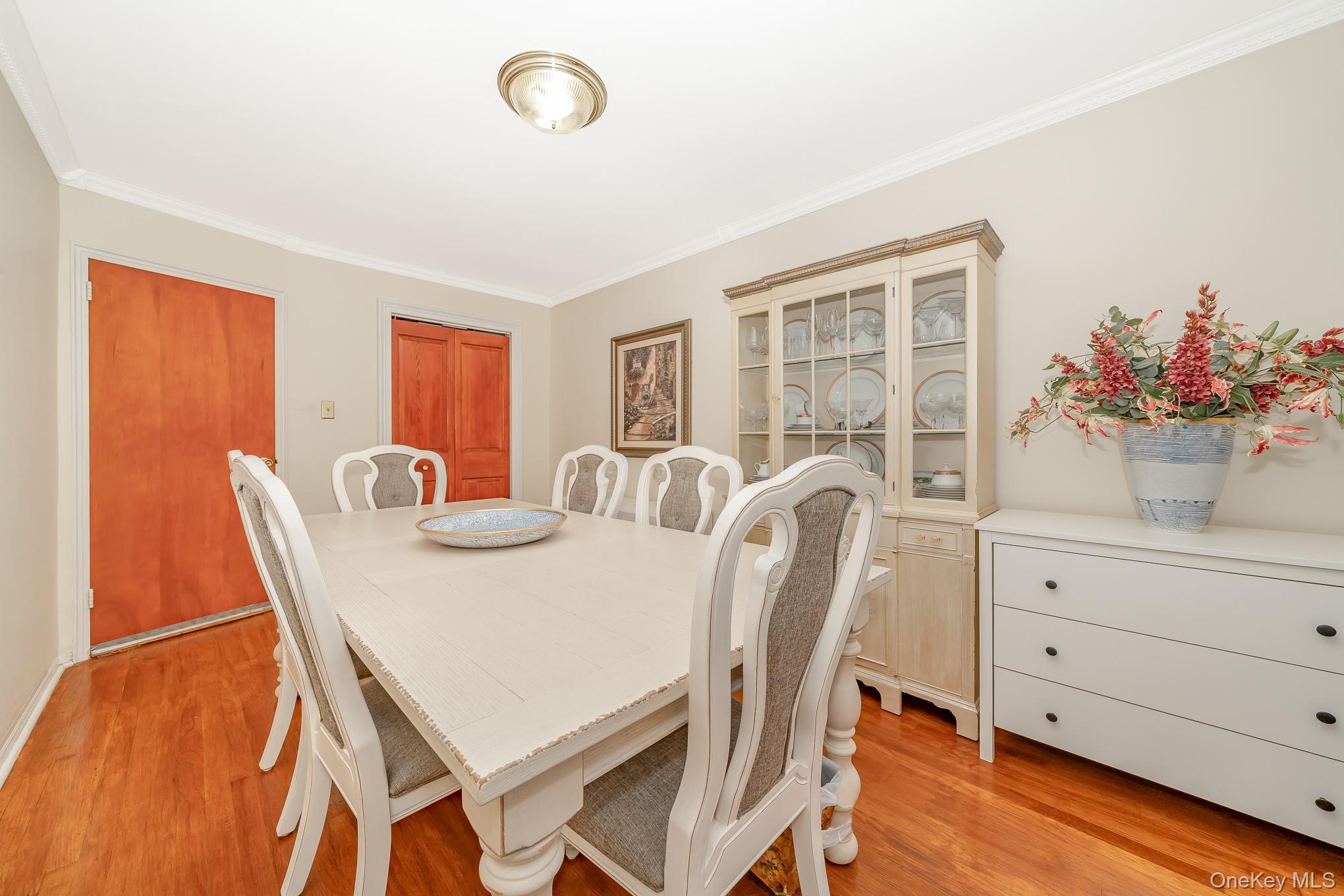 #12 photo, 86-09 77th Avenue, クイーンズ区 Glendale , NY 11385