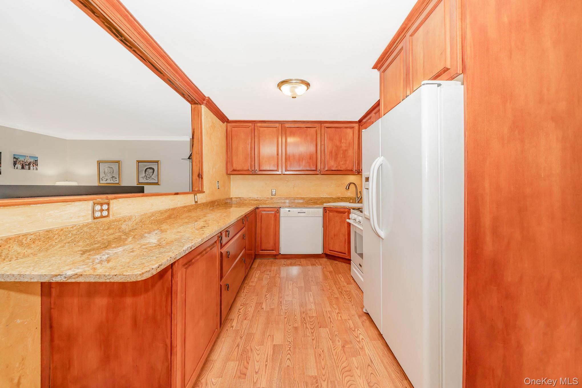 #14 photo, 86-09 77th Avenue, クイーンズ区 Glendale , NY 11385