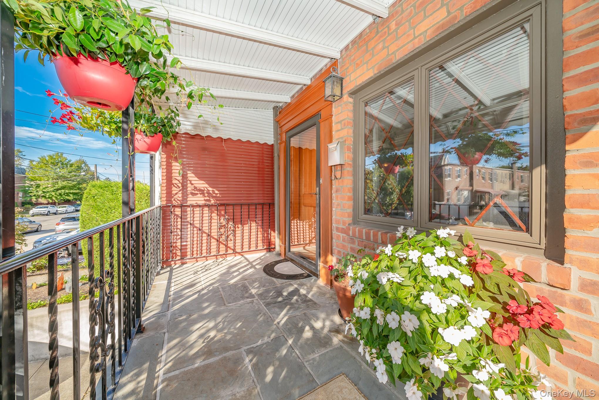 #3 photo, 86-09 77th Avenue, クイーンズ区 Glendale , NY 11385