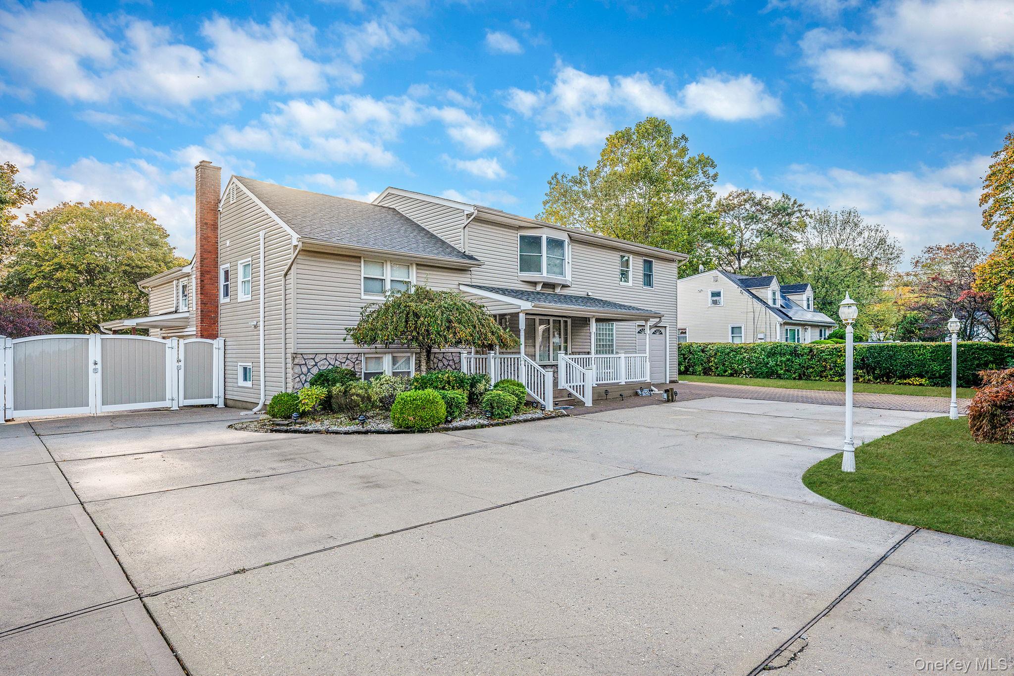 #1 photo, 1655 Stein Drive, Bay Shore , NY 11706