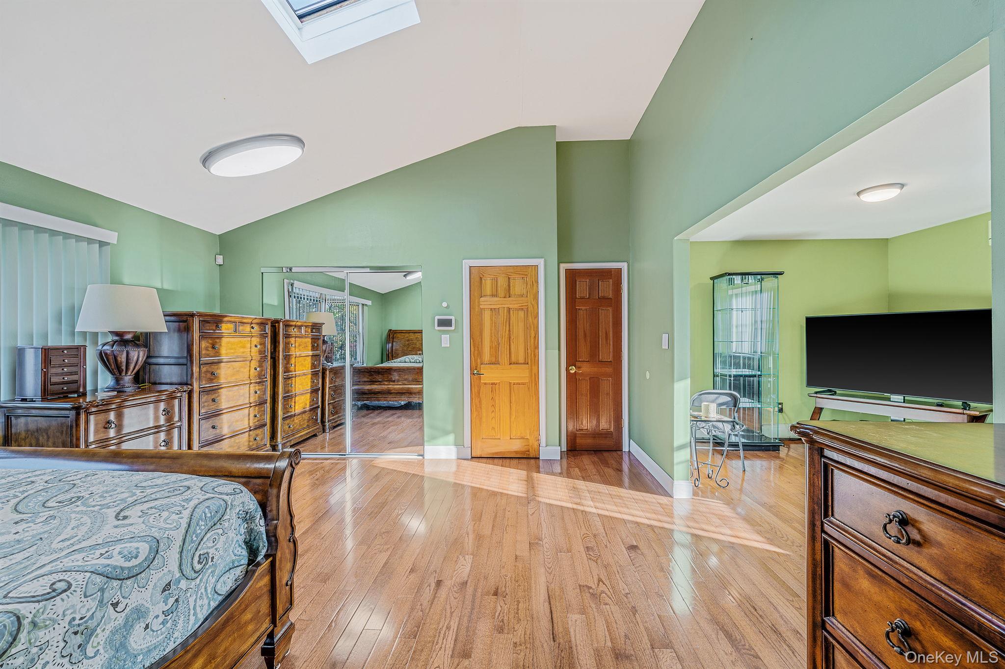 #14 photo, 1655 Stein Drive, Bay Shore , NY 11706