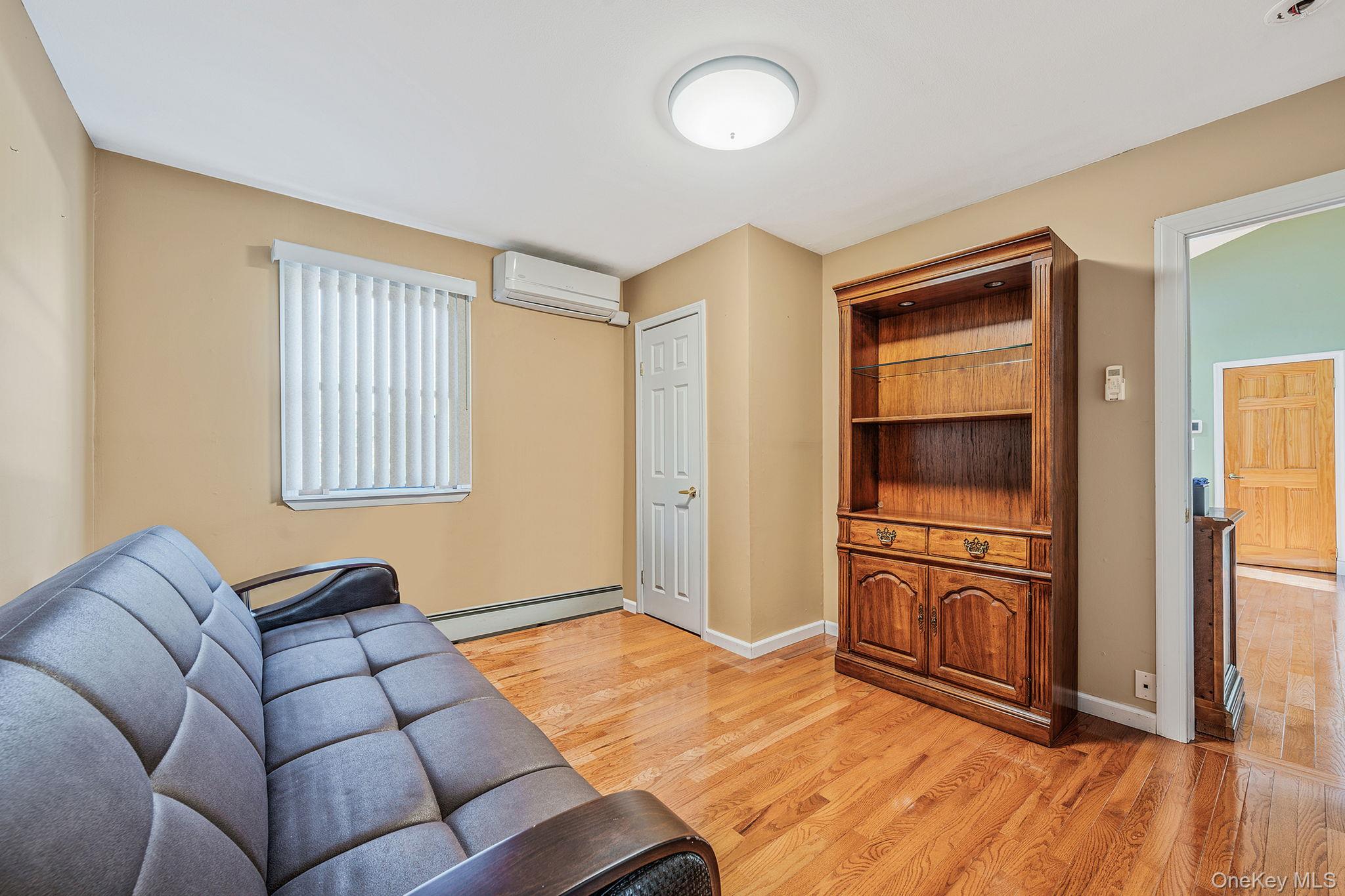 #16 photo, 1655 Stein Drive, Bay Shore , NY 11706