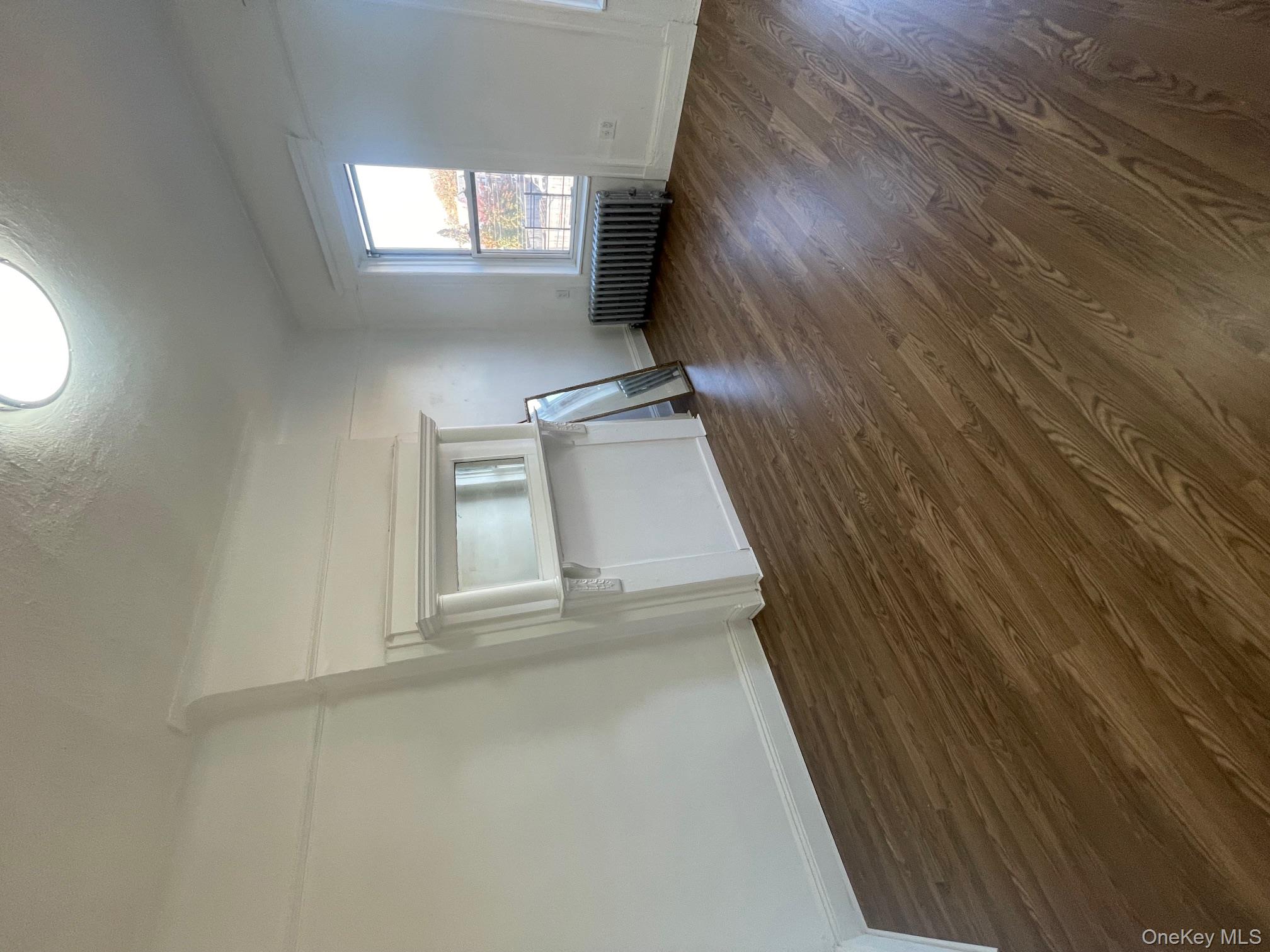 #8 photo, 117-10 Atlantic Avenue, Richmond Hill , NY 11419