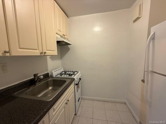 #4 photo, 62-59 108th Street, Forest Hills , NY 11375