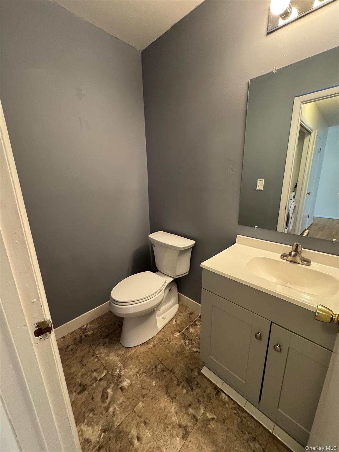 #5 photo, 39 Village Green, Bardonia , NY 10954