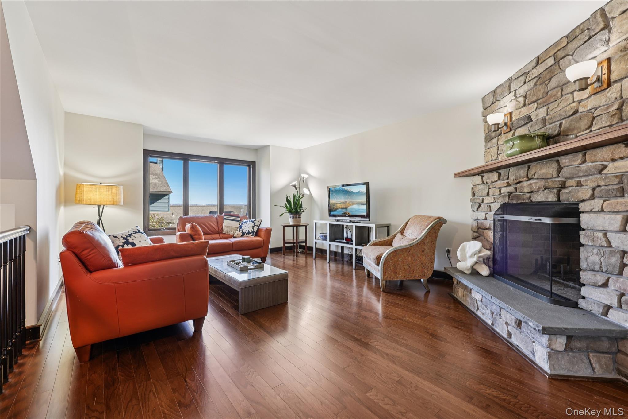 #3 photo, 41 Village Gate Way, Nyack , NY 10960