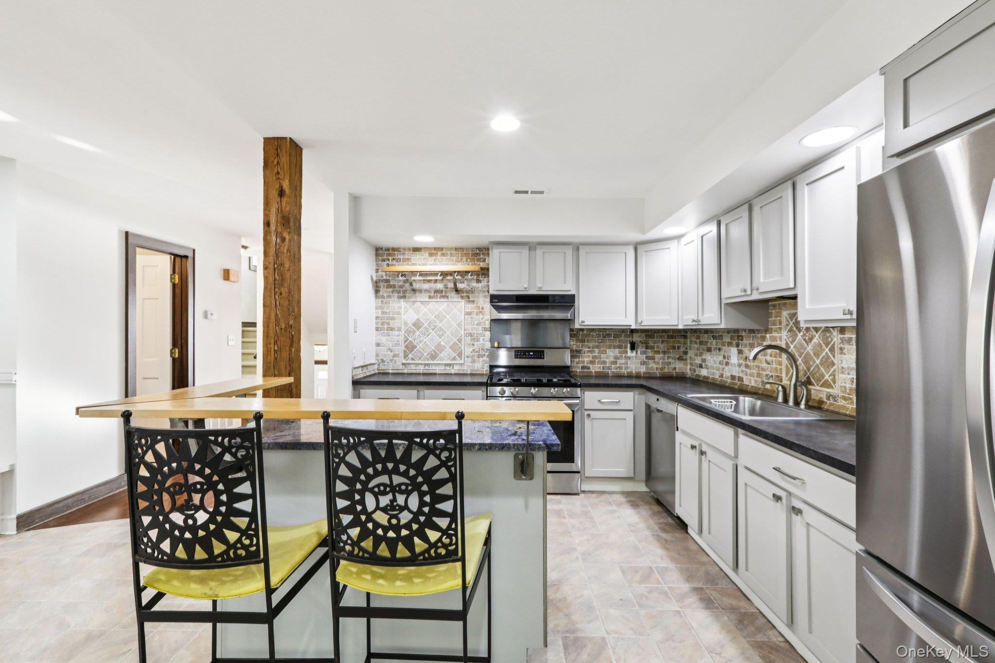 #9 photo, 41 Village Gate Way, Nyack , NY 10960