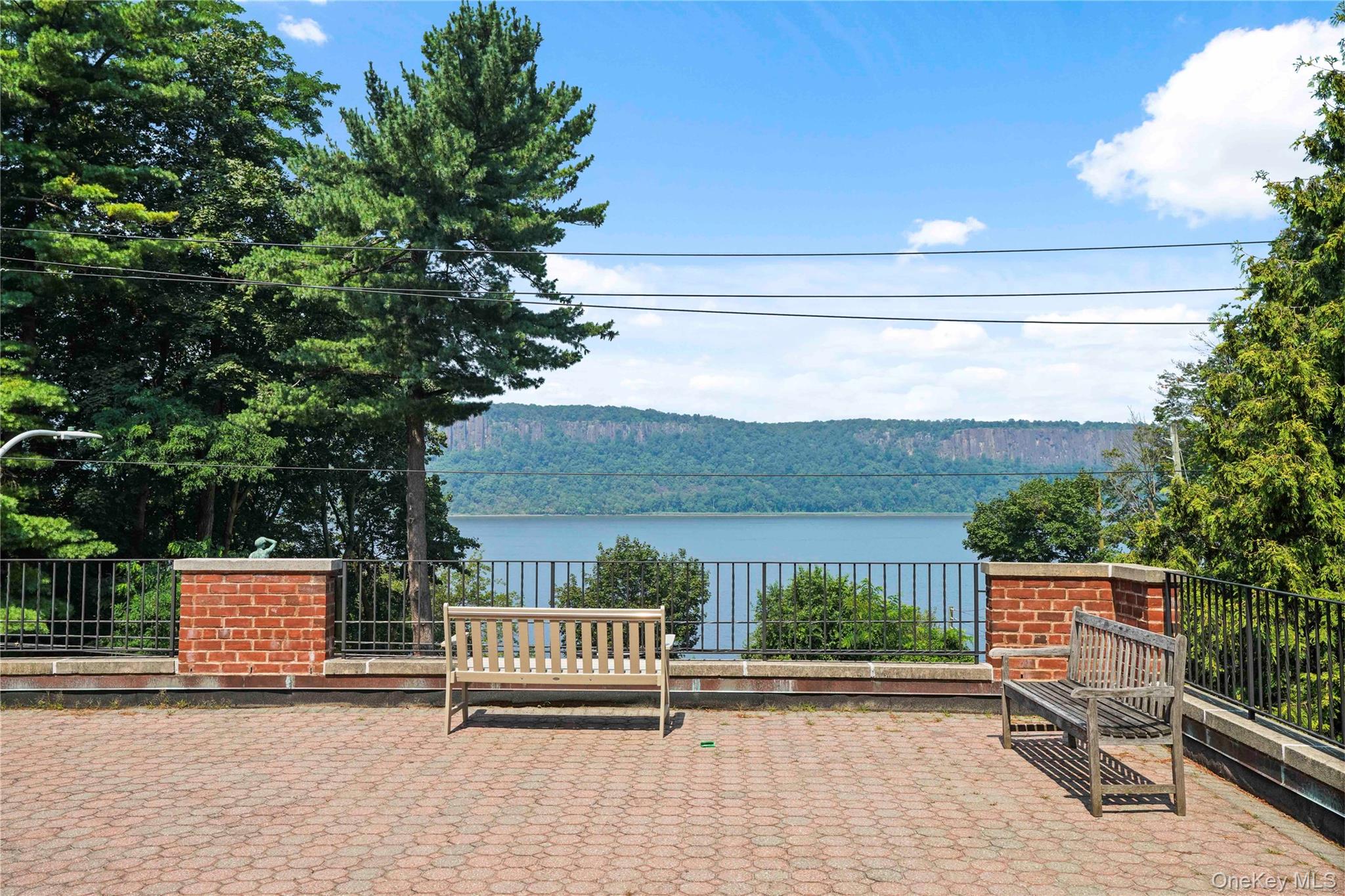 #18 photo, 1 Hawley Terrace, Yonkers , NY 10701