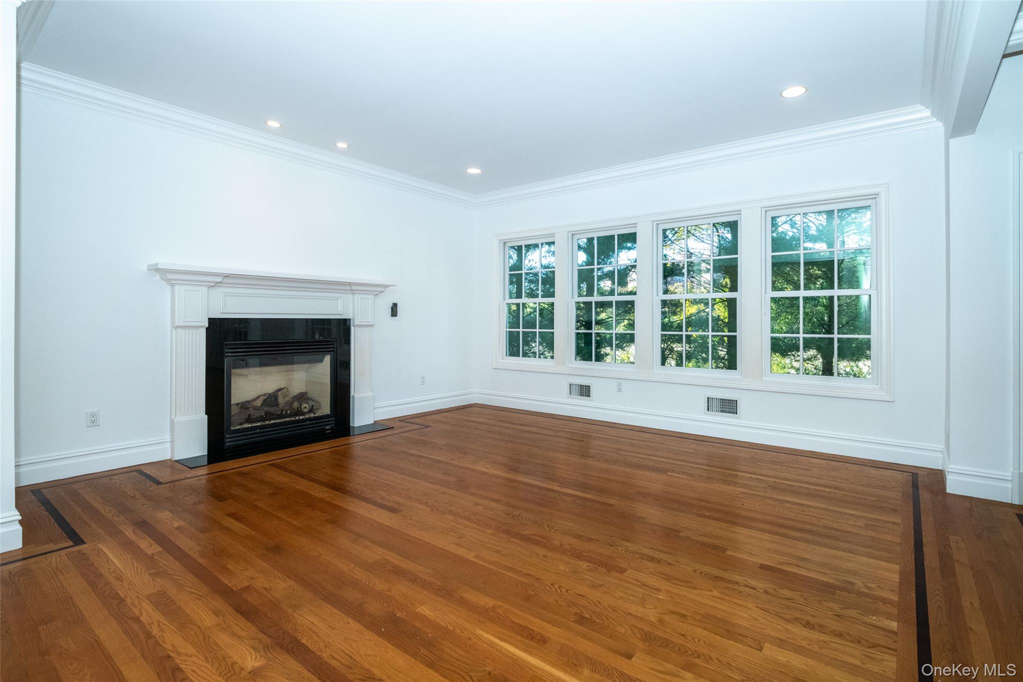 #13 photo, 1 Mill Pond Lane, New Rochelle , NY 10805