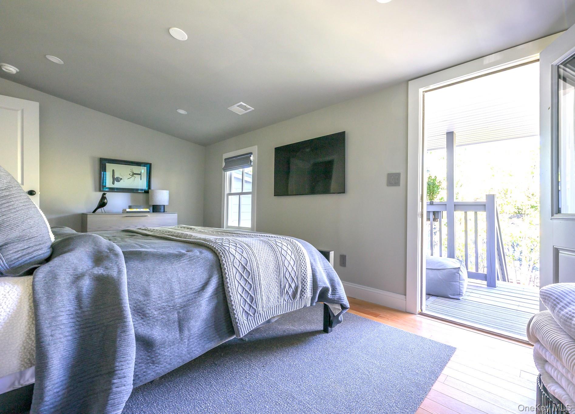 #17 photo, 238 Allen Street, Hudson , NY 12534