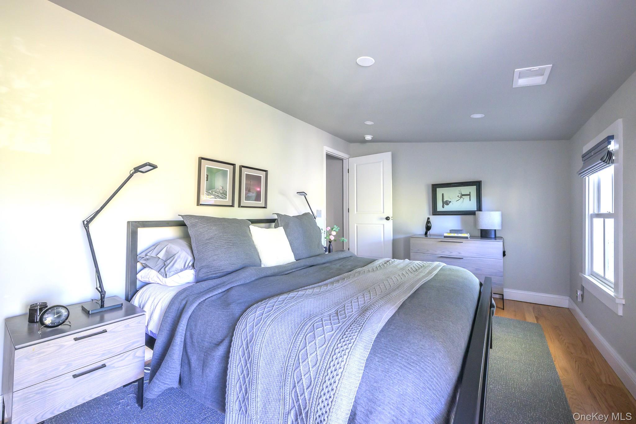 #18 photo, 238 Allen Street, Hudson , NY 12534