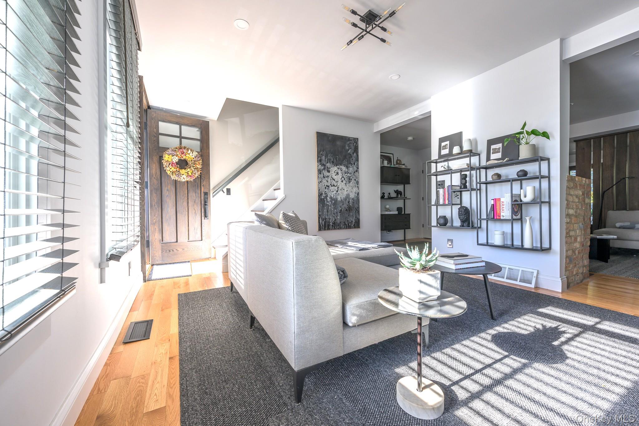 #4 photo, 238 Allen Street, Hudson , NY 12534