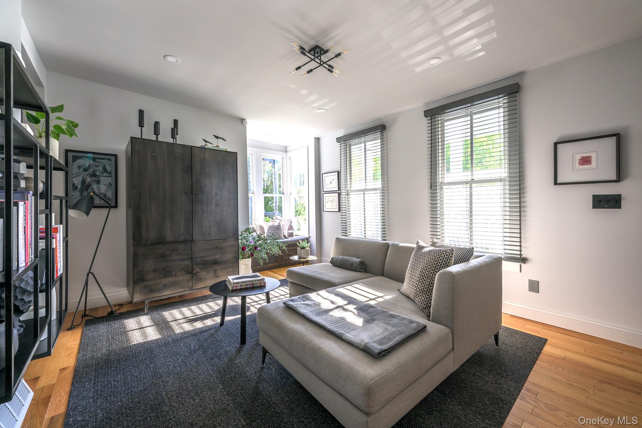 #8 photo, 238 Allen Street, Hudson , NY 12534