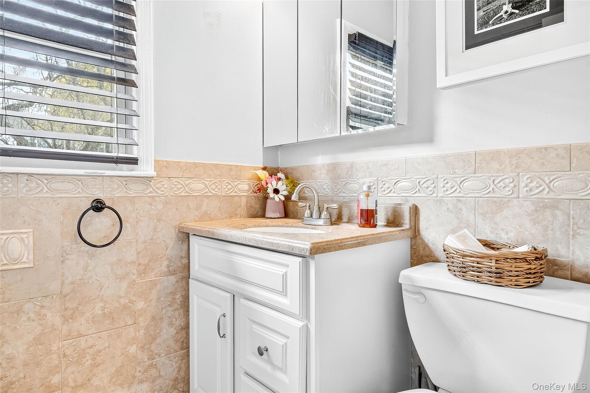 #14 photo, 4 Danbury Court, Suffern , NY 10901