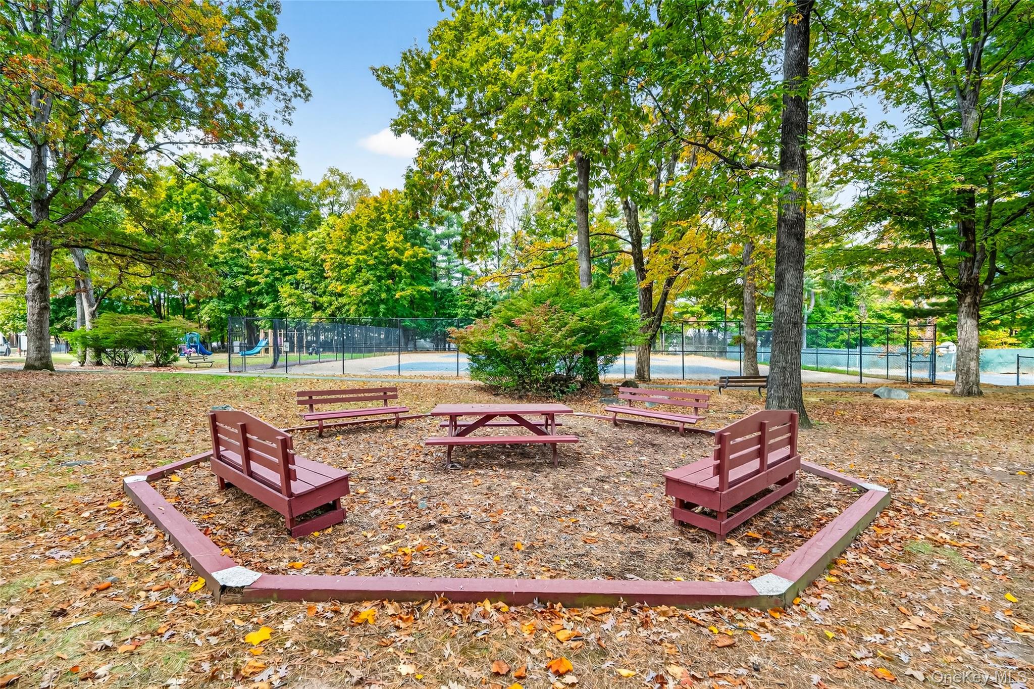 #20 photo, 4 Danbury Court, Suffern , NY 10901